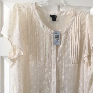 Torrid button up blouse